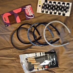 Black and Blue Headband Set, Make Up Brushes And Misc Hair Accessories